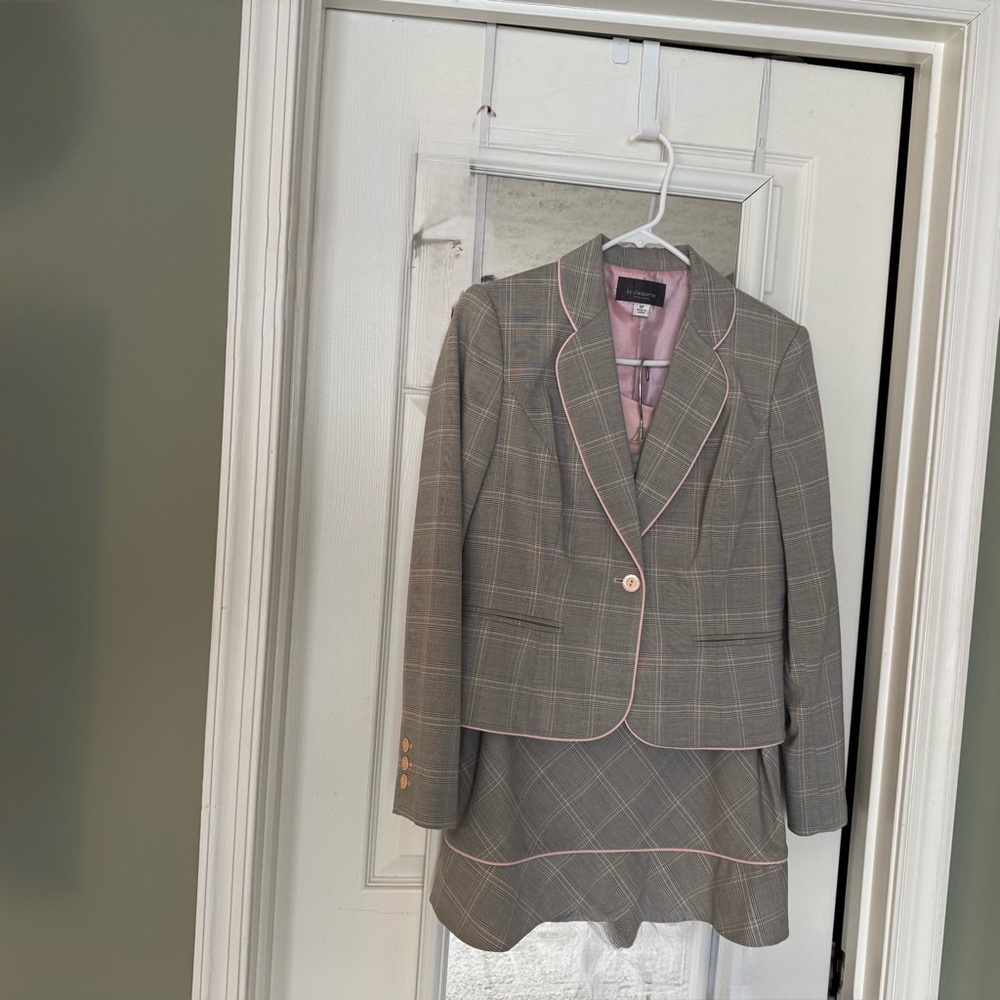 Liz Claiborne Plaid Blazer, Shirt and Skirt Set